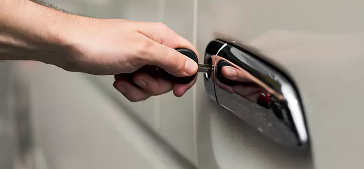 Why Choose Our Auto Locksmith Team in Clinton, MD?